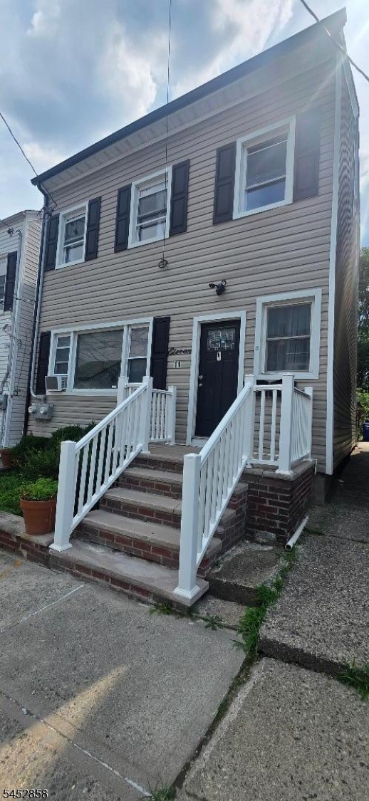 11 Brown Avenue — photo