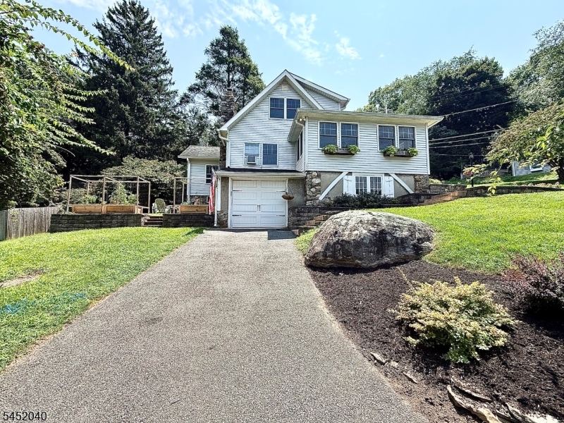 305 Springbrook Trail — photo