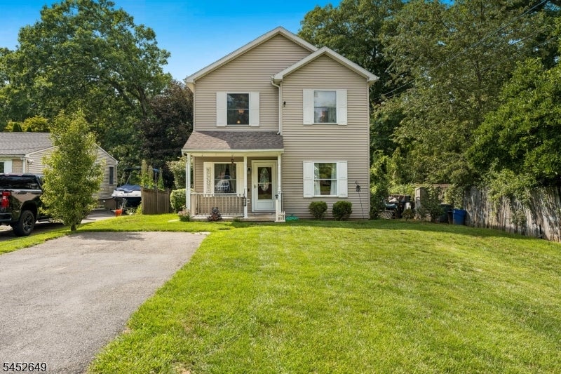 2 Elizabeth Pl — photo