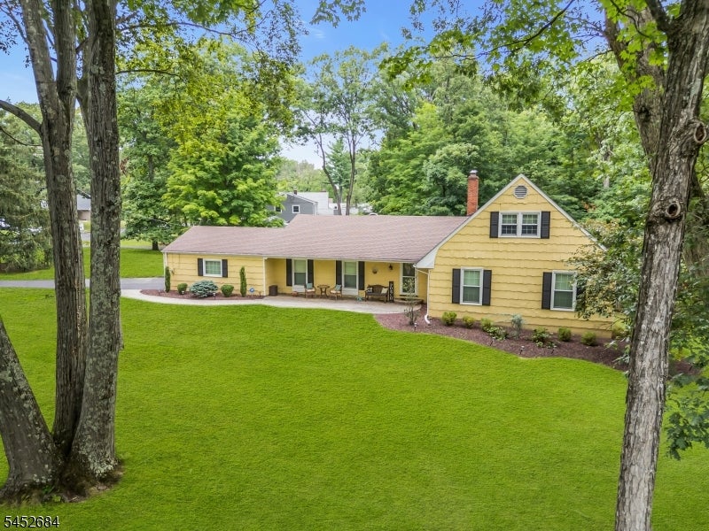 1117 Cambridge Ln — photo