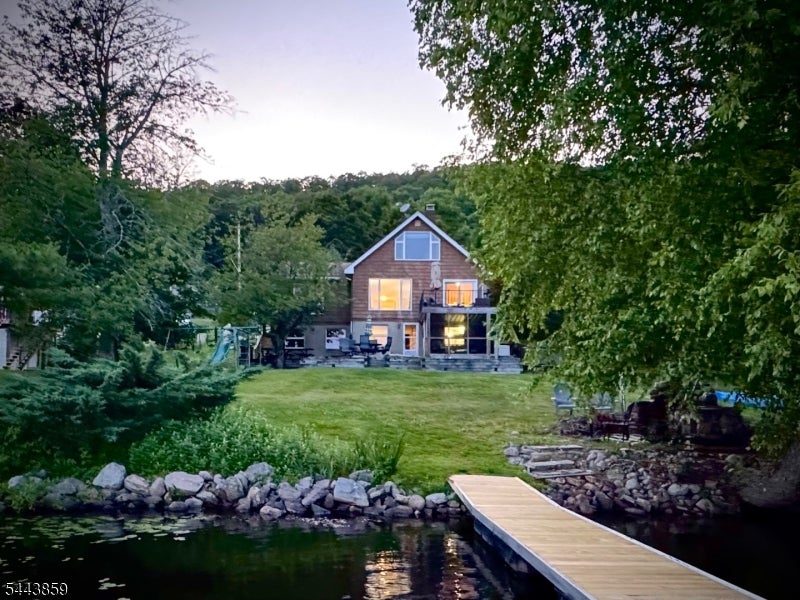 2 Bonning Rd — photo