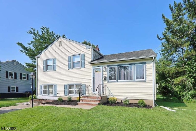 3328 Beverly Rd — photo