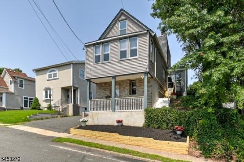 34 Milton Ave — photo