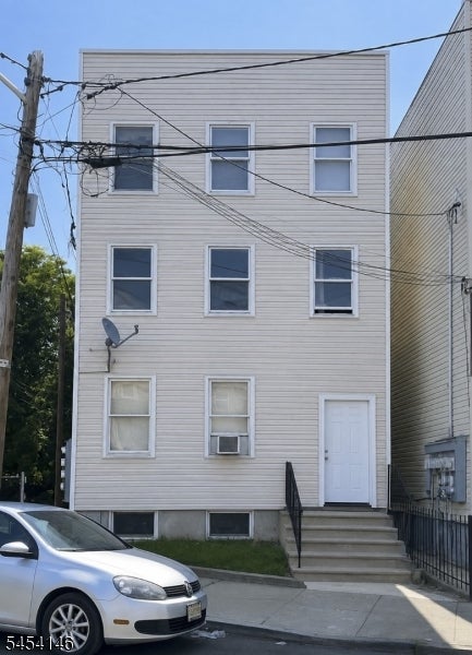 23 Highland St 3 — photo