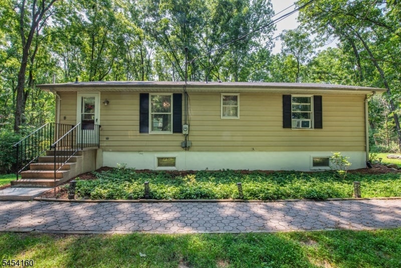 914 Aspen Dr — photo