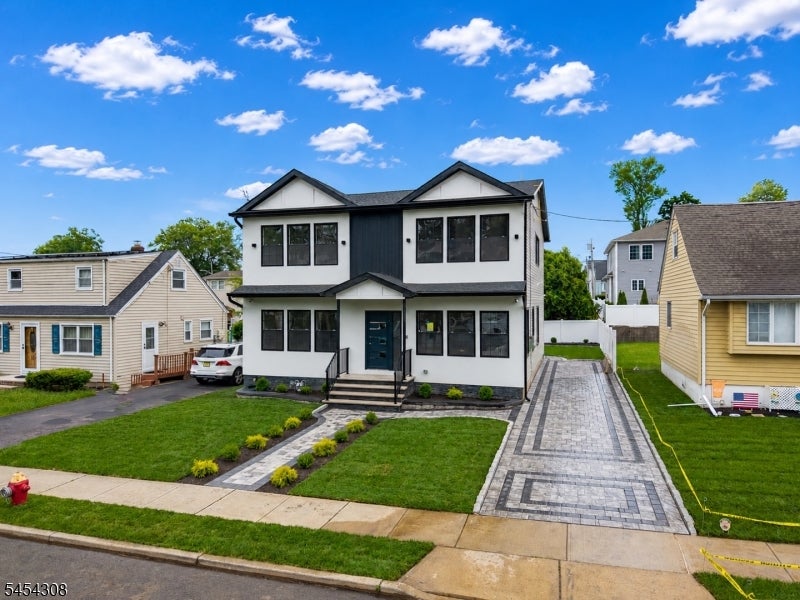 55 Long Hill Dr — photo