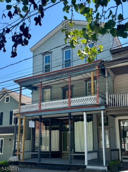21 Main Street — photo