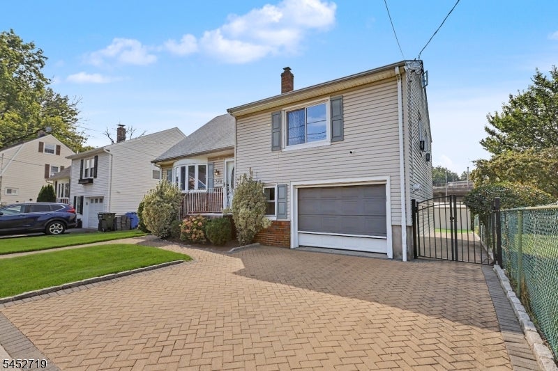 378 Riverside Ave, Rutherford Boro NJ 07070 — photo 3