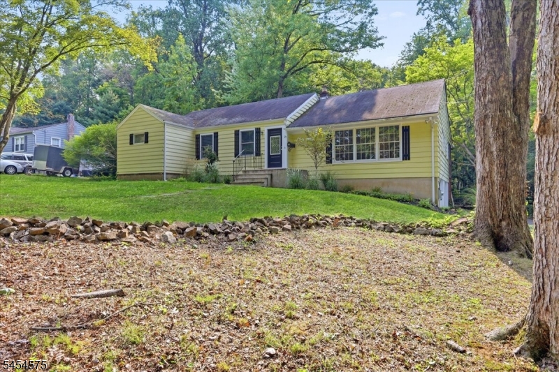 27 Inwood Road, Berkeley Heights, NJ 07922 — photo 2