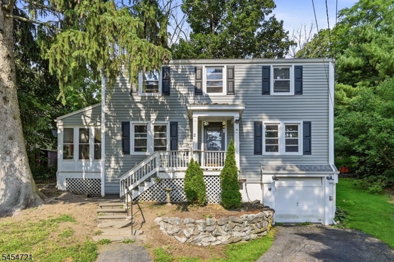 36 Hillside Ave — photo