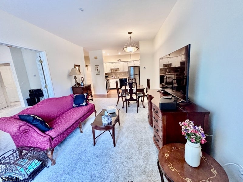 5302 Richmond Rd 302 — photo