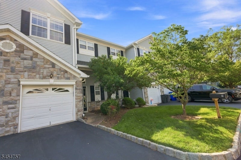 9 Bridgepointe Dr — photo