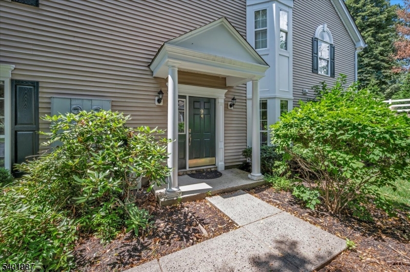 9 Musket Drive, Basking Ridge, NJ 07920 — photo 2
