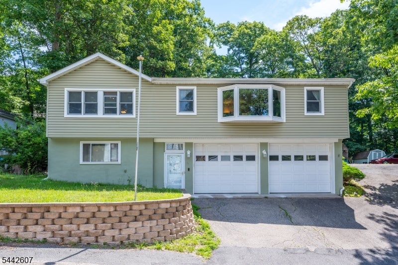 335 Elmira Trl — photo