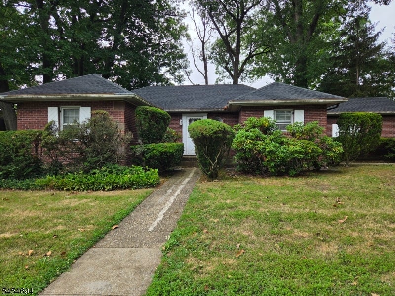 168 E Spring Valley Ave — photo