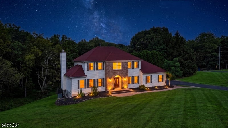 1114 Van Arsdale Dr — photo