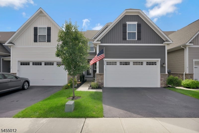 10 Red Shoulder Ln — photo