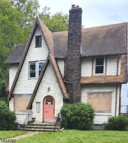 52 Hillside Ave — photo