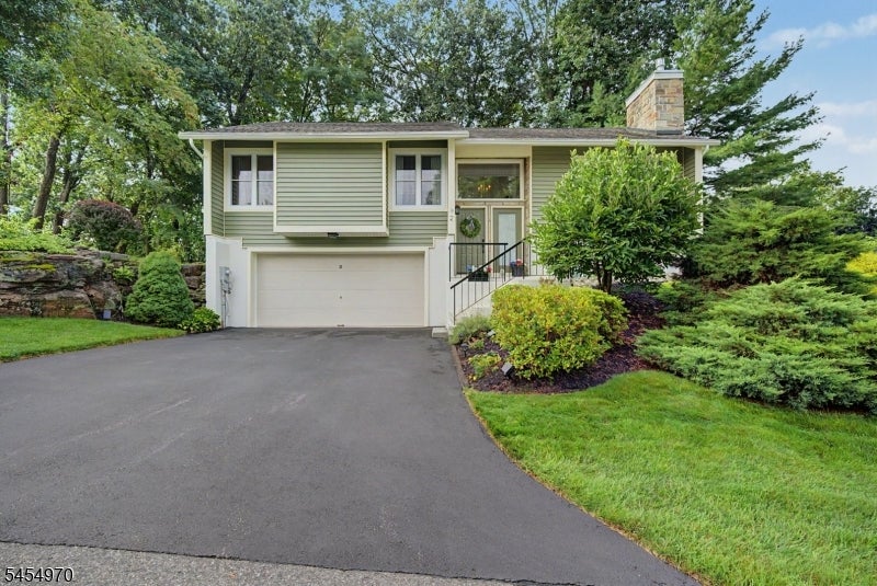 2 Canada Goose Dr — photo