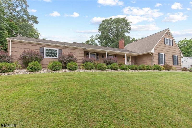 1137 Concord Dr — photo
