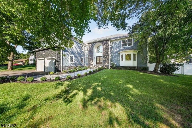 153 Old Beekman Rd — photo