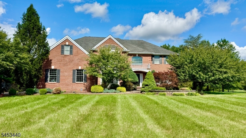 12 Daisy Court — photo