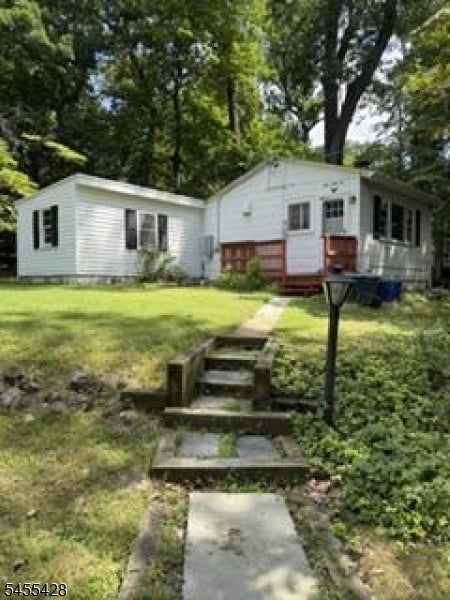 366 Warrenville Rd — photo