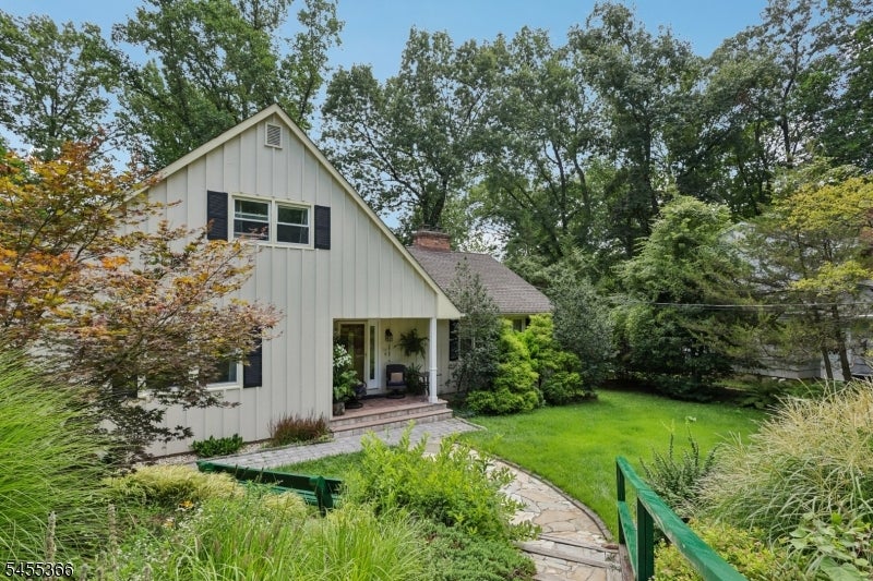 34 Forest Dr — photo