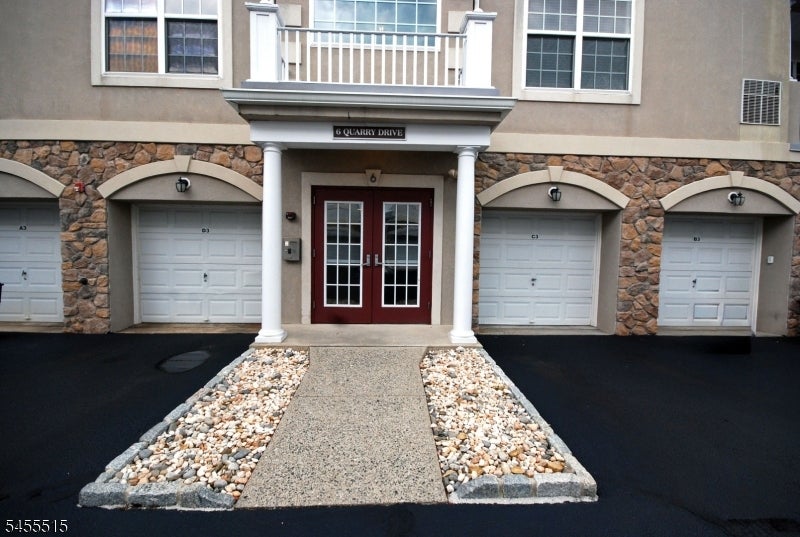6 Quarry Dr a2 — photo