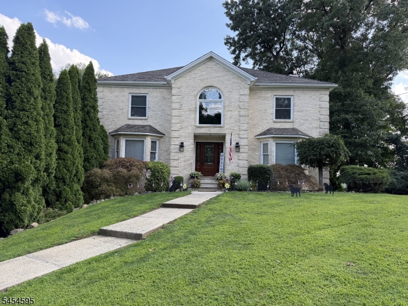 17 Rosenbrook Drive — photo