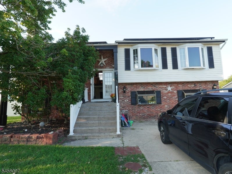 408 Jennifer Ln — photo