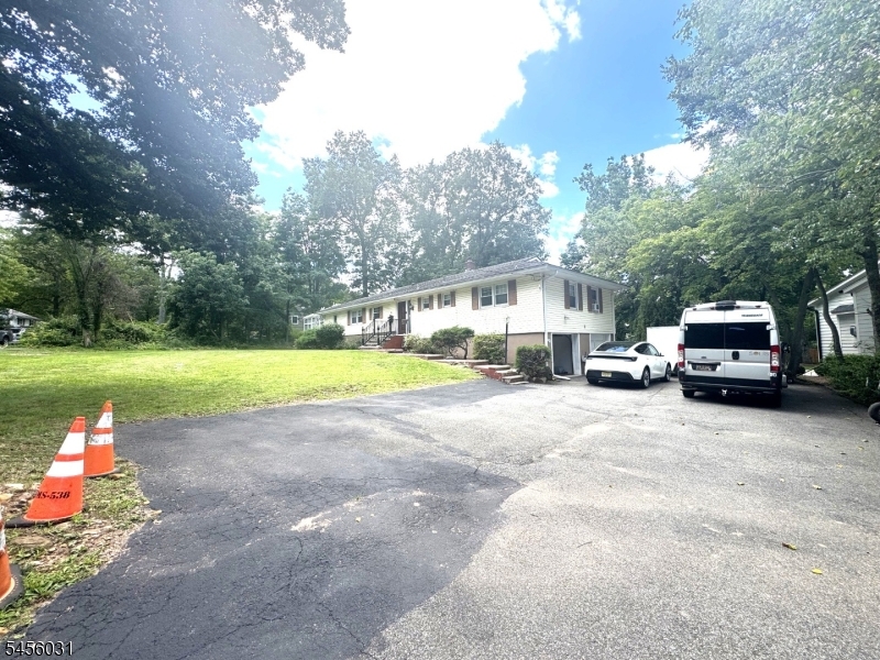 9 Carteret Road — photo