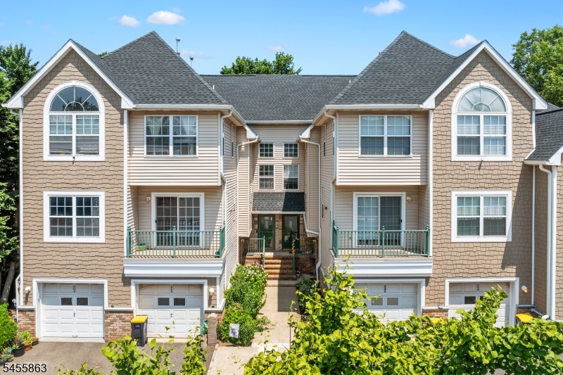 202 Rhoads Drive — photo