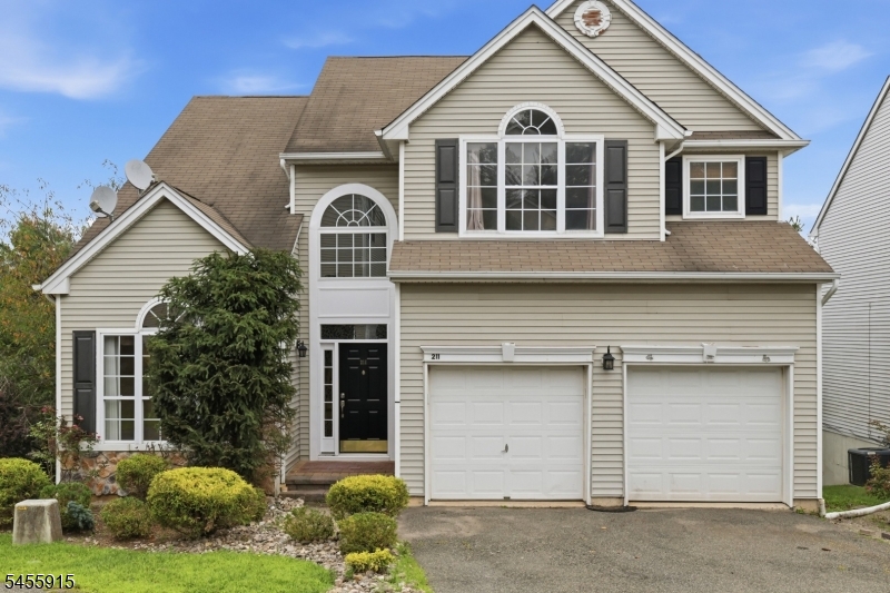 211 Winding Hill Drive — photo