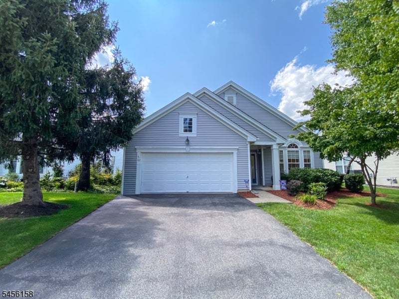 112 Kensington Cir — photo