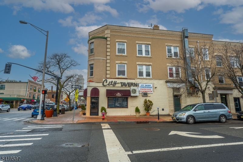 1109 Elizabeth Avenue — photo