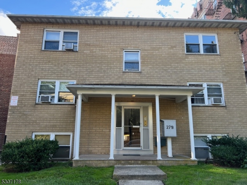 279 Chestnut Street 10 — photo