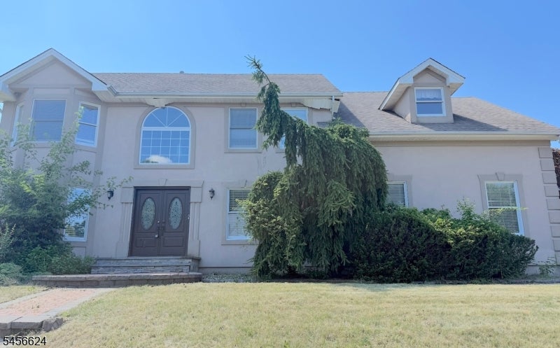33 Mcguire Dr — photo
