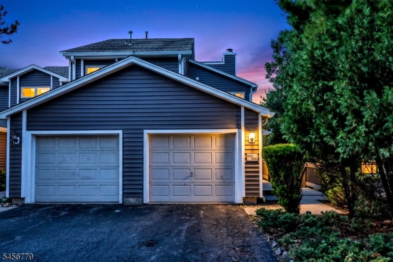 606 Skyline Dr — photo