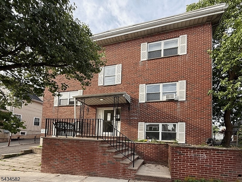 109 William 2 — photo