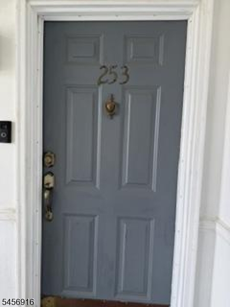 253 Rachel Court — photo