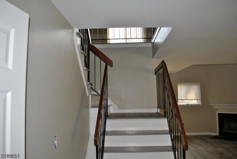 910 Reed Court, Flemington, NJ 08822 — photo 3