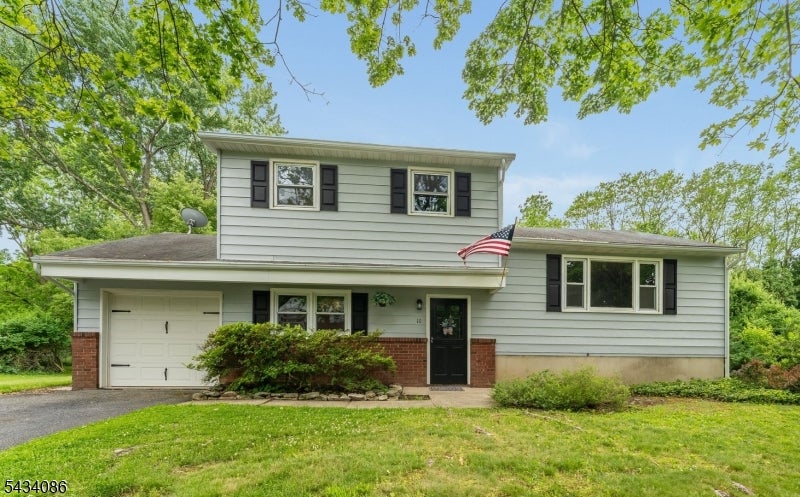10 Lynnfield Ter — photo