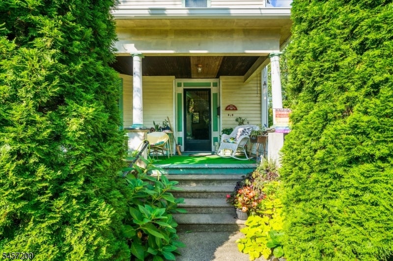 414 Mansfield St — photo