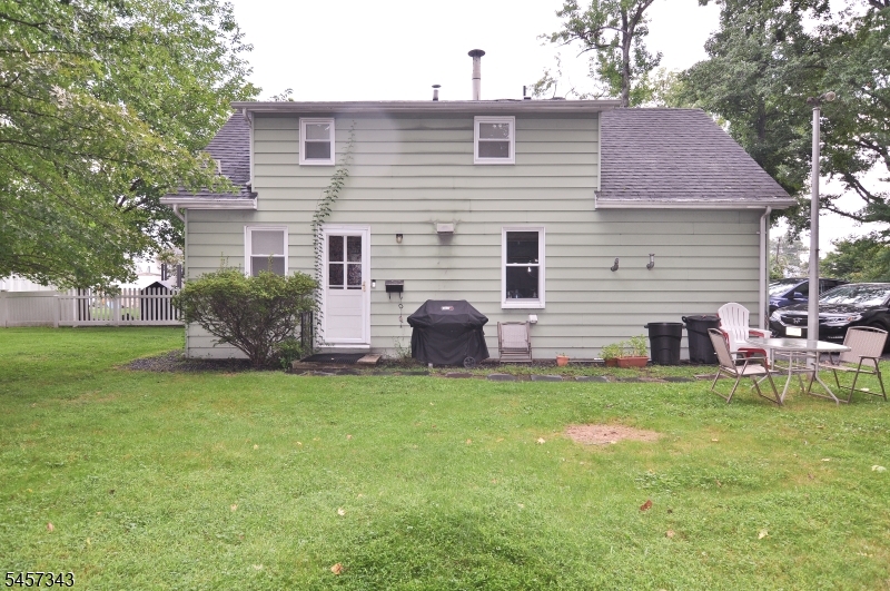 331 Center Street 3 — photo