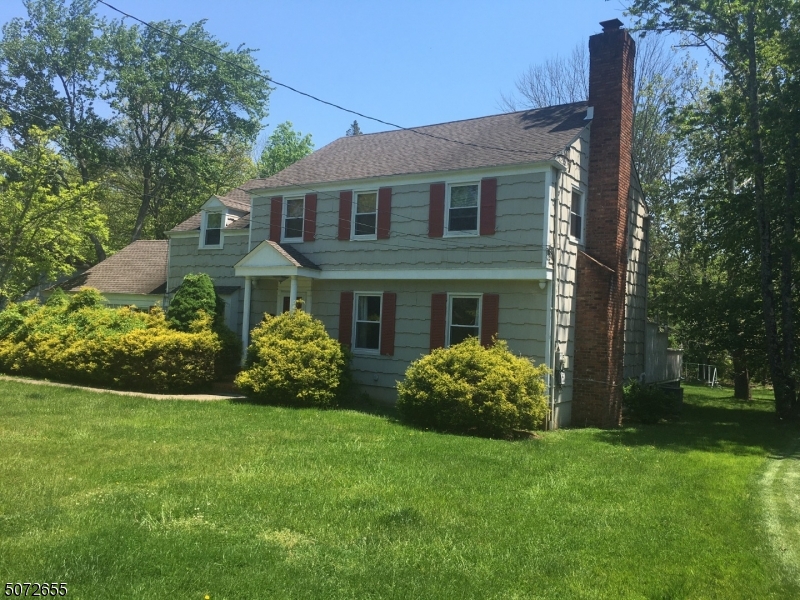424 White Oak Ridge Road — photo