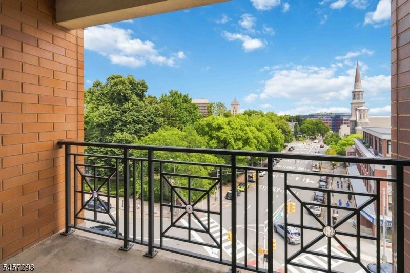 40 W Park Place Unit 513 513 — photo