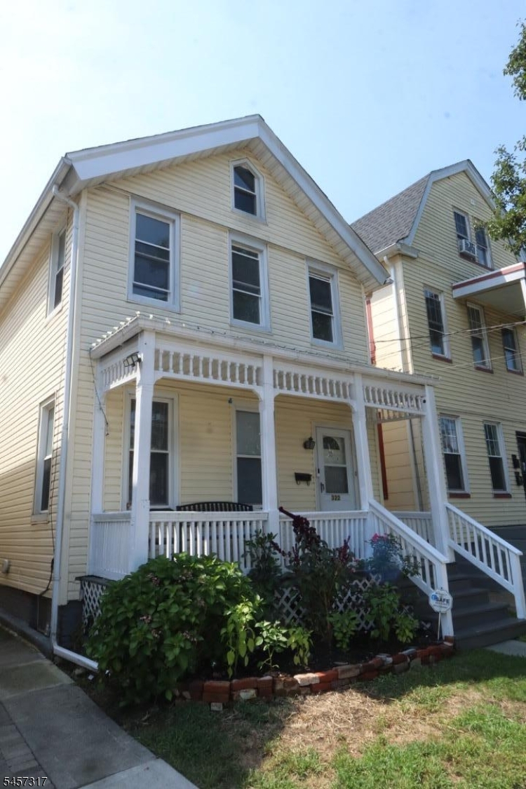 322 Hawthorne Street — photo