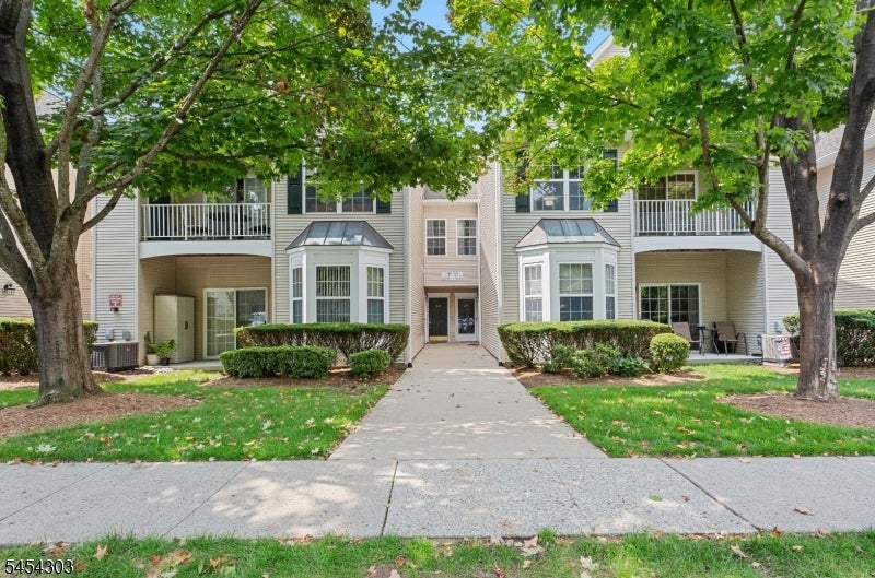 314 Cambridge Dr — photo