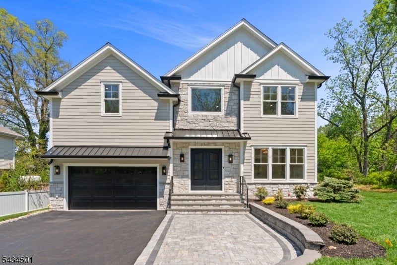 60 W Hobart Gap Rd — photo